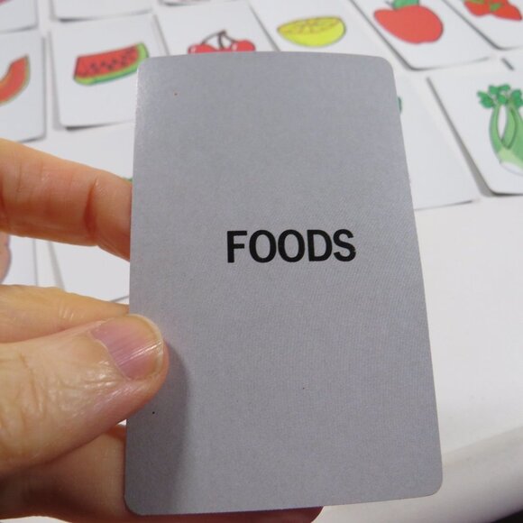 4 Picture Card Games 1972 Milton Bradley #7579 LIKE NEW CARDS, ALL PIECES - Picture 10 of 16